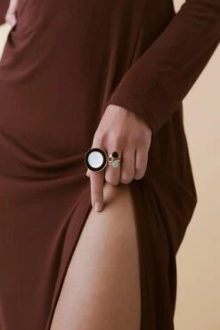 Varnika Arora Elsa Black Onyx Deco Drop Ring 10 Varnika Arora Elsa Black Onyx Deco Drop Ring -Celestiagem Jewelry Shop 0802va20 2