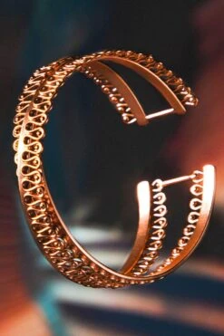 Suhani Pittie Sand Dunes Wire Cuff