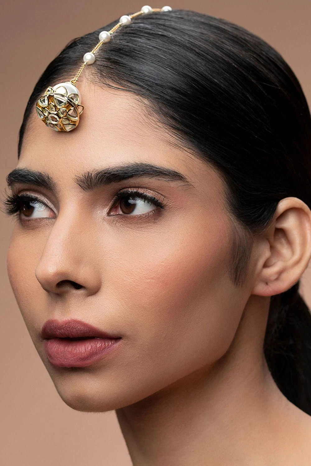 Isharya Amara Mirror Pearl Dainty Maangtikka 3 Isharya Amara Mirror Pearl Dainty Maangtikka