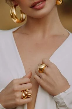 Misho Timeless Gold Stackable Pebble Rings