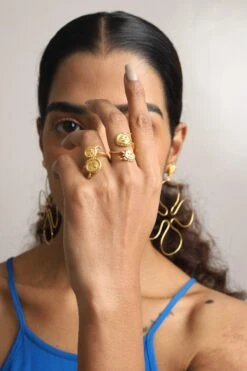 Anatina Moody Gold Ring