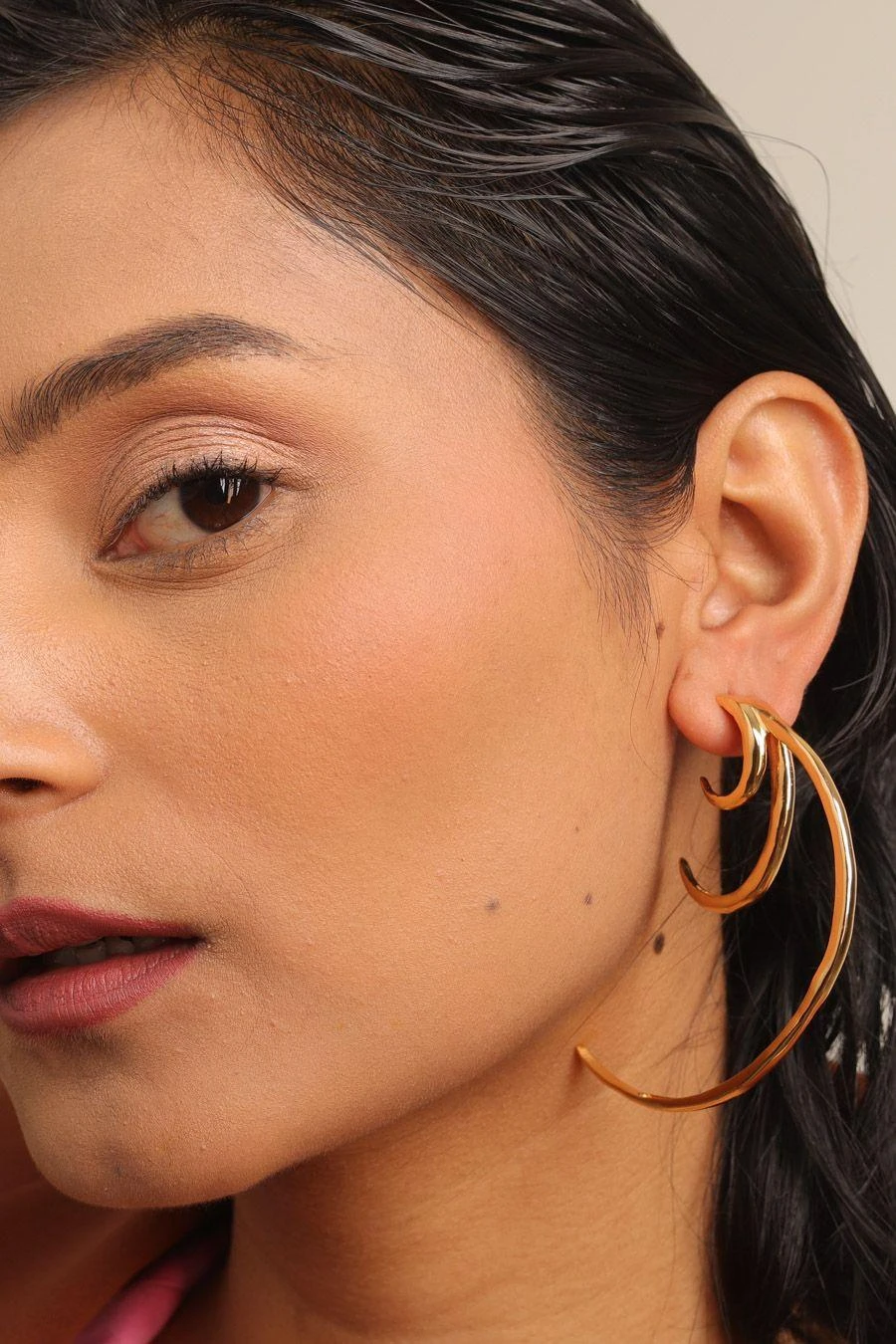 Anatina Gold Concurrent Hoop Earrings 6 Anatina Gold Concurrent Hoop Earrings - Image 4