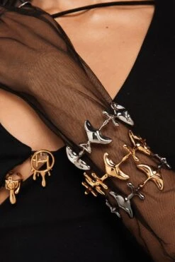 Outhouse Gunmetal Hand Cuffs -Celestiagem Jewelry Shop 2007ot28 3