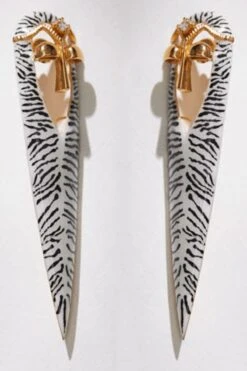 Outhouse Gavi Spicule Earrings With Zebra Enamel Finish -Celestiagem Jewelry Shop 2007ot38 4