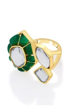 Isharya Majestic Emerald Unveiling Ring 6 Isharya Majestic Emerald Unveiling Ring -Celestiagem Jewelry Shop 201223ia62 2