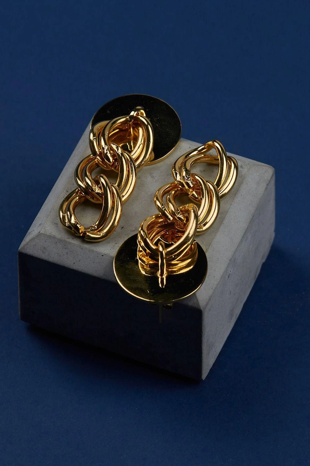 The Slow Studio Gold Double Chain Earrings 5 The Slow Studio Gold Double Chain Earrings - Image 3