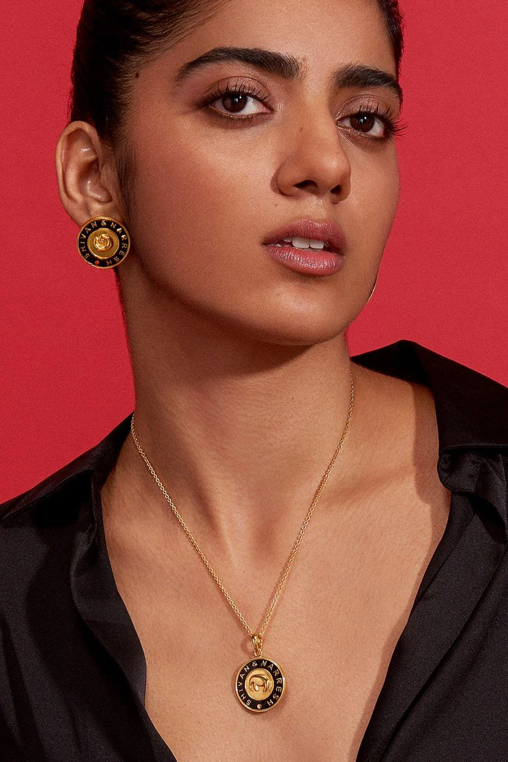 Aulerth Numisma Pendant Set By Shivan & Narresh 3 Aulerth Numisma Pendant Set By Shivan & Narresh