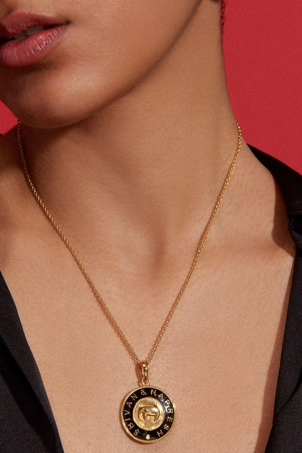 Aulerth Numisma Pendant Set By Shivan & Narresh 5 Aulerth Numisma Pendant Set By Shivan & Narresh - Image 3