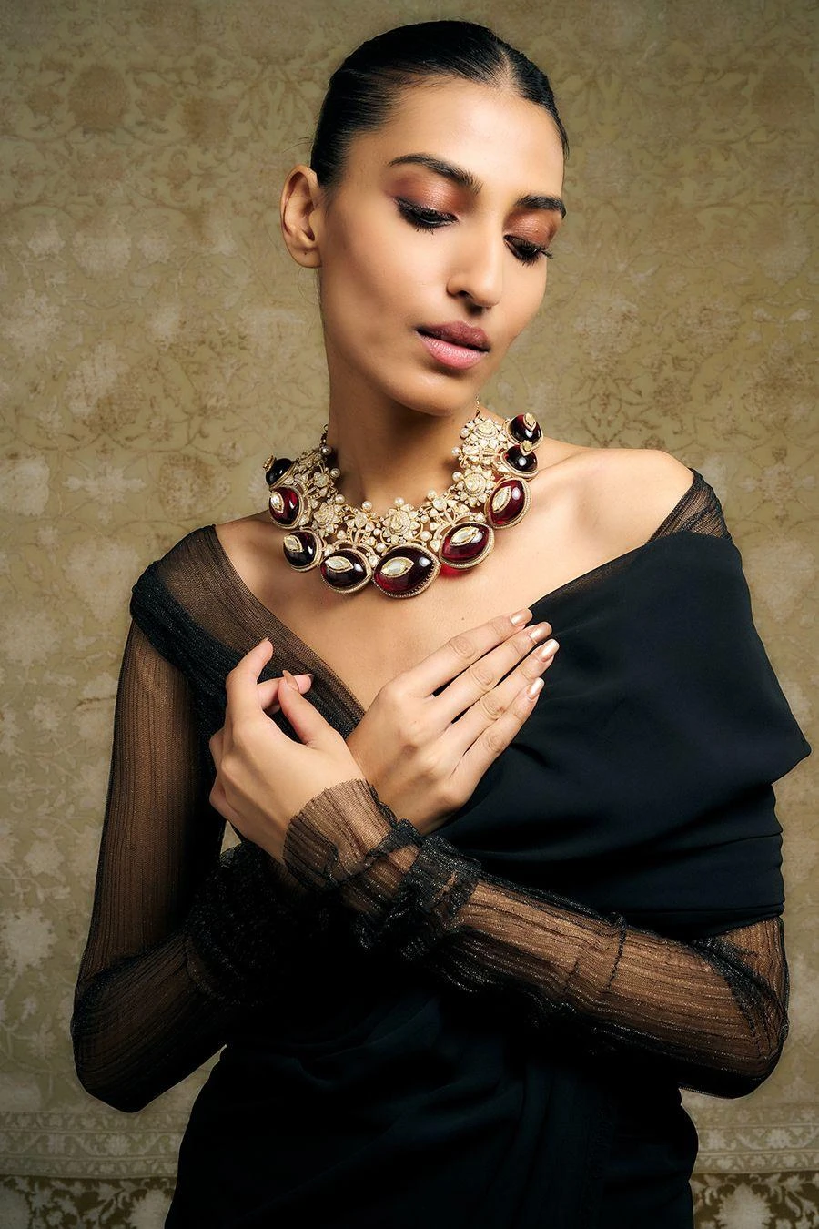 Tarun Tahiliani Accessories Jadau Guluband Necklace 3 Tarun Tahiliani Accessories Jadau Guluband Necklace