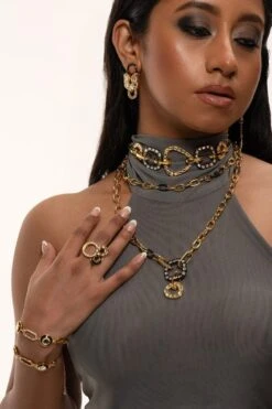 Isharya Stan Circular Ring