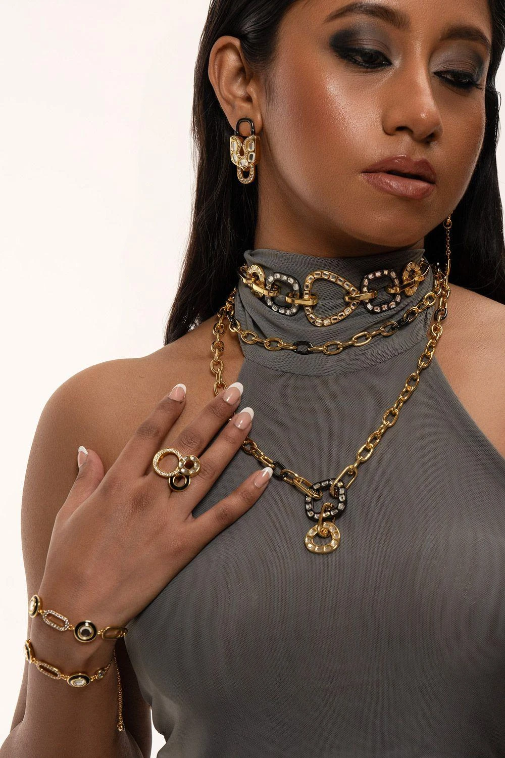 Isharya Stan Circular Ring 3 Isharya Stan Circular Ring