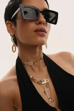 Isharya Gold Line Necklace