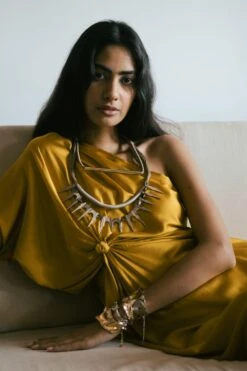 En Inde Twisted Jute Adjustable Necklace