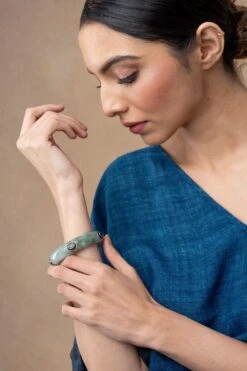 Zayn By Sunena Hand Carved Jade Bangle -Celestiagem Jewelry Shop 7823zs11 3
