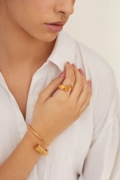 Outhouse Poppi Tuscon Bangle