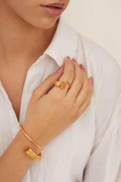 Outhouse Poppi Tuscon Ring -Celestiagem Jewelry Shop ohaw21ri041 5