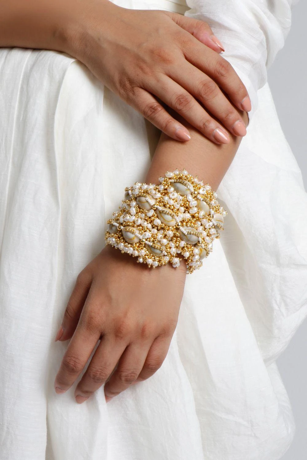 Vaidaan Seashell & Pearl Broad Cuff 3 Vaidaan Seashell & Pearl Broad Cuff